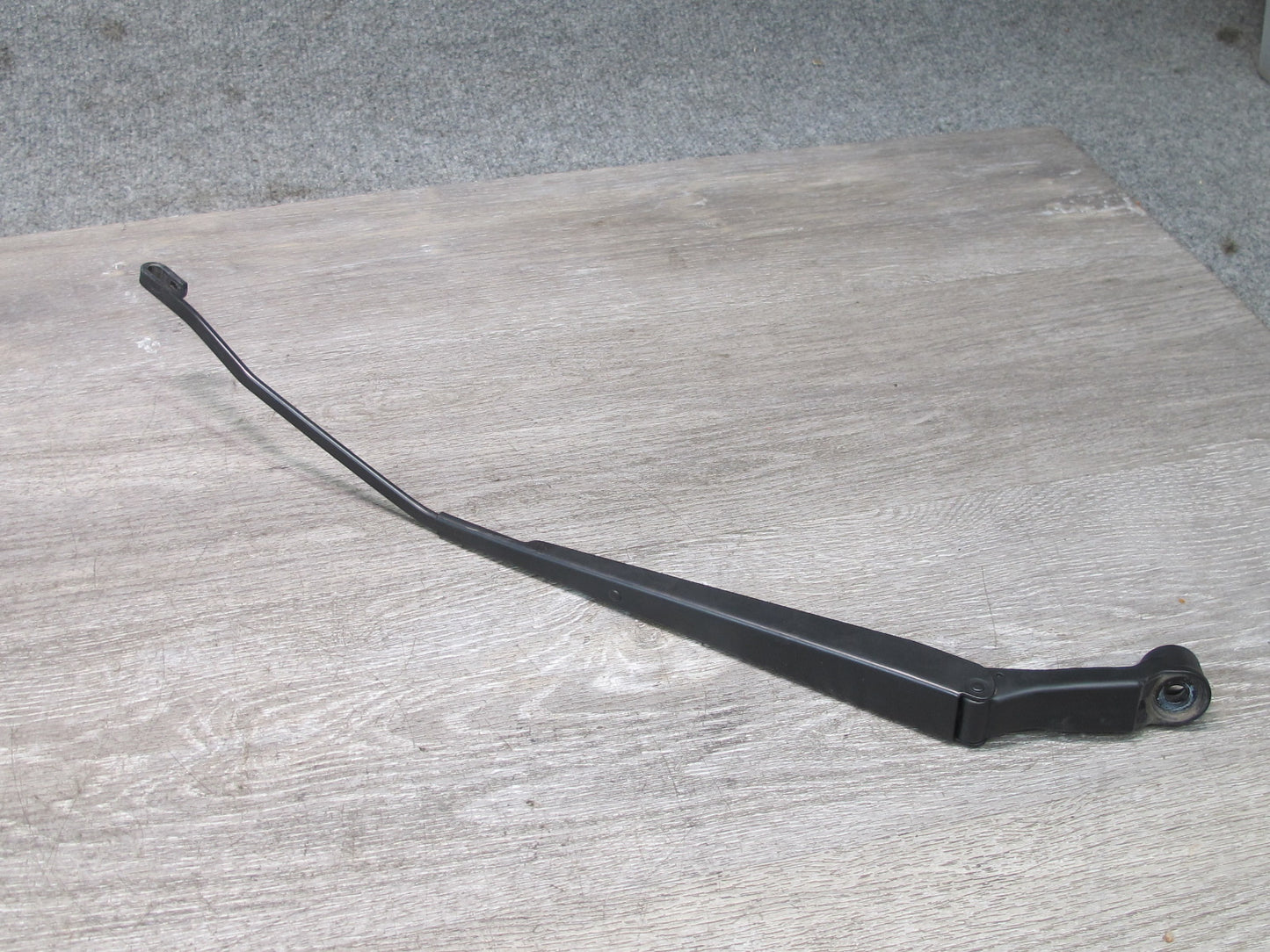 00-05 Toyota MR2 Spyder ZZW30L Set of 2 Front Left & Right Wiper Arm OEM