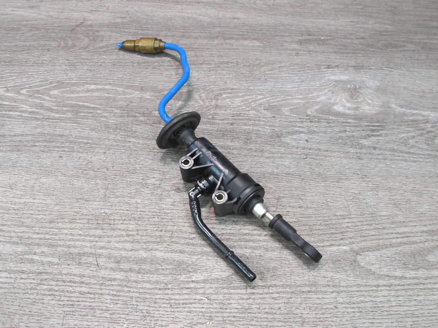 1997-2004 Porsche Boxster 986 Manual Transmission Clutch Master Cylinder W/ Pipe