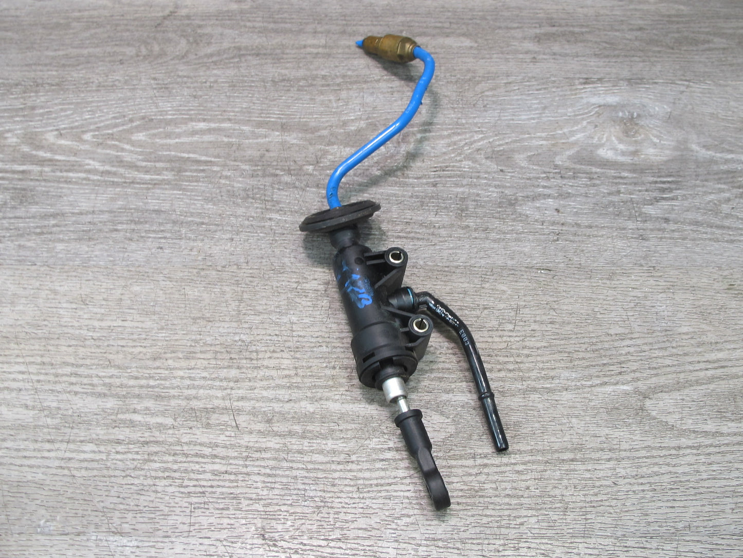 1997-2004 Porsche Boxster 986 Manual Transmission Clutch Master Cylinder W/ Pipe