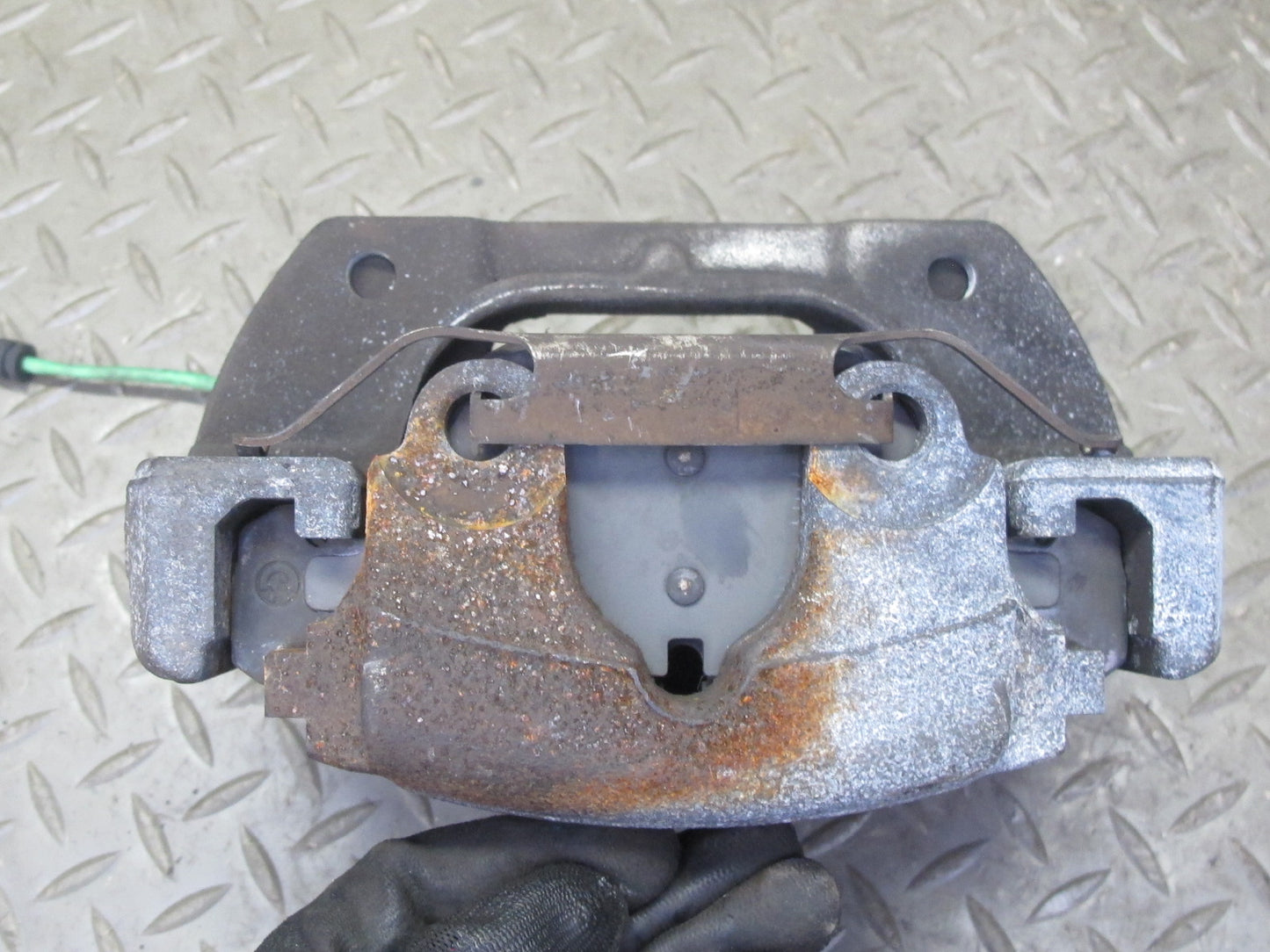 01-06 BMW E46 330i 330Ci RWD Front Left Brake Caliper OEM