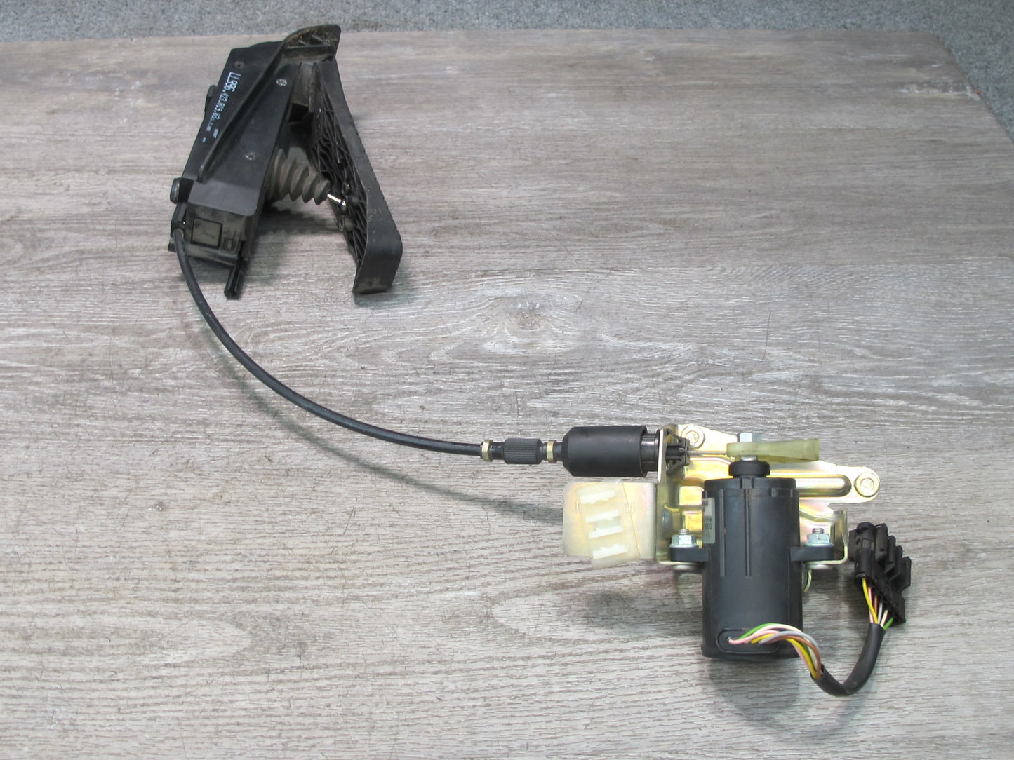 2000-2004 Porsche Boxster 986 Manual Transmission Clutch Brake Gas Pedal Set