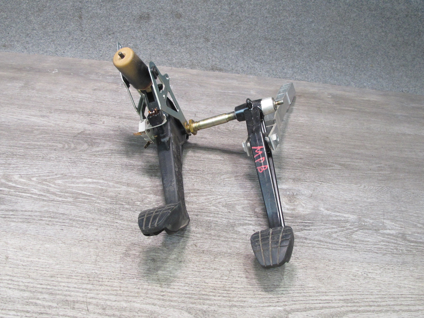2000-2004 Porsche Boxster 986 Manual Transmission Clutch Brake Gas Pedal Set