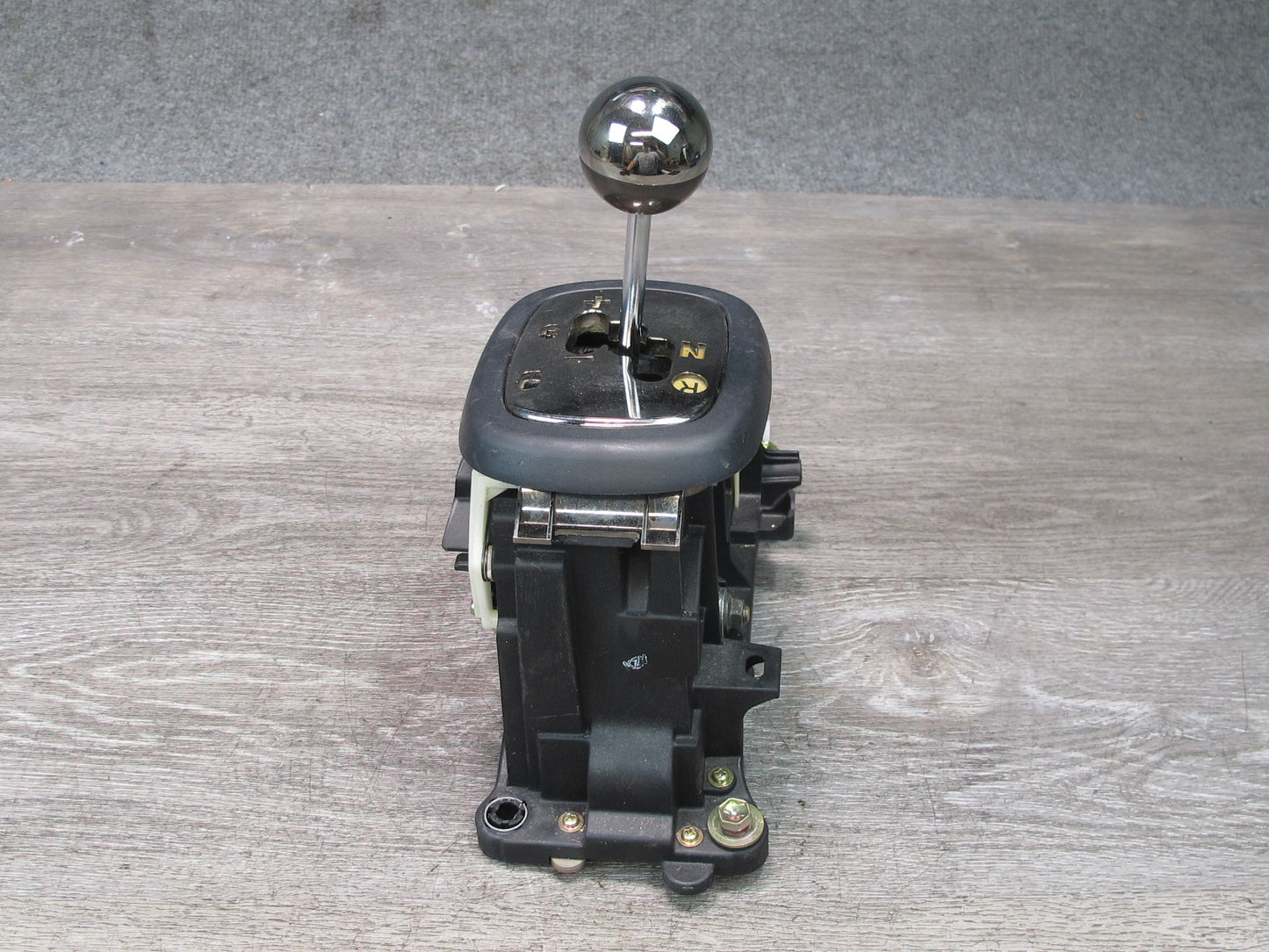 00-05 Toyota MR2 Spyder ZZW30L SMT Transmission Gear Shifter Shift Assy 51K OEM