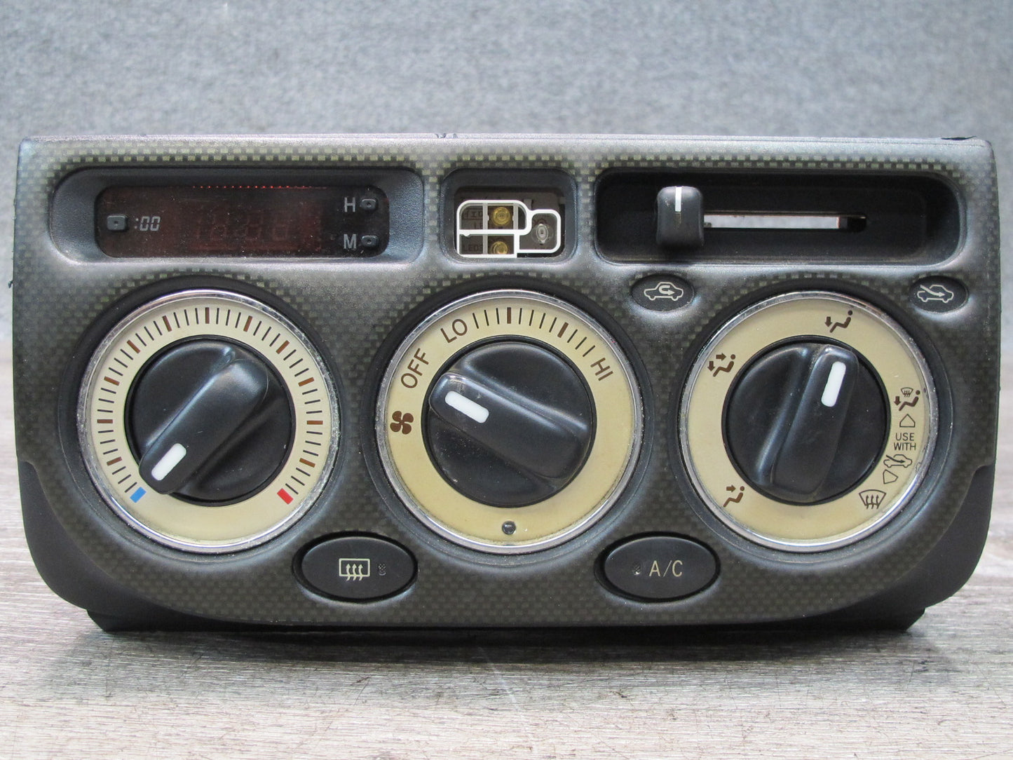 00-05 Toyota MR2 Spyder ZZW30L A/C Heater Climate Control Switch Panel OEM