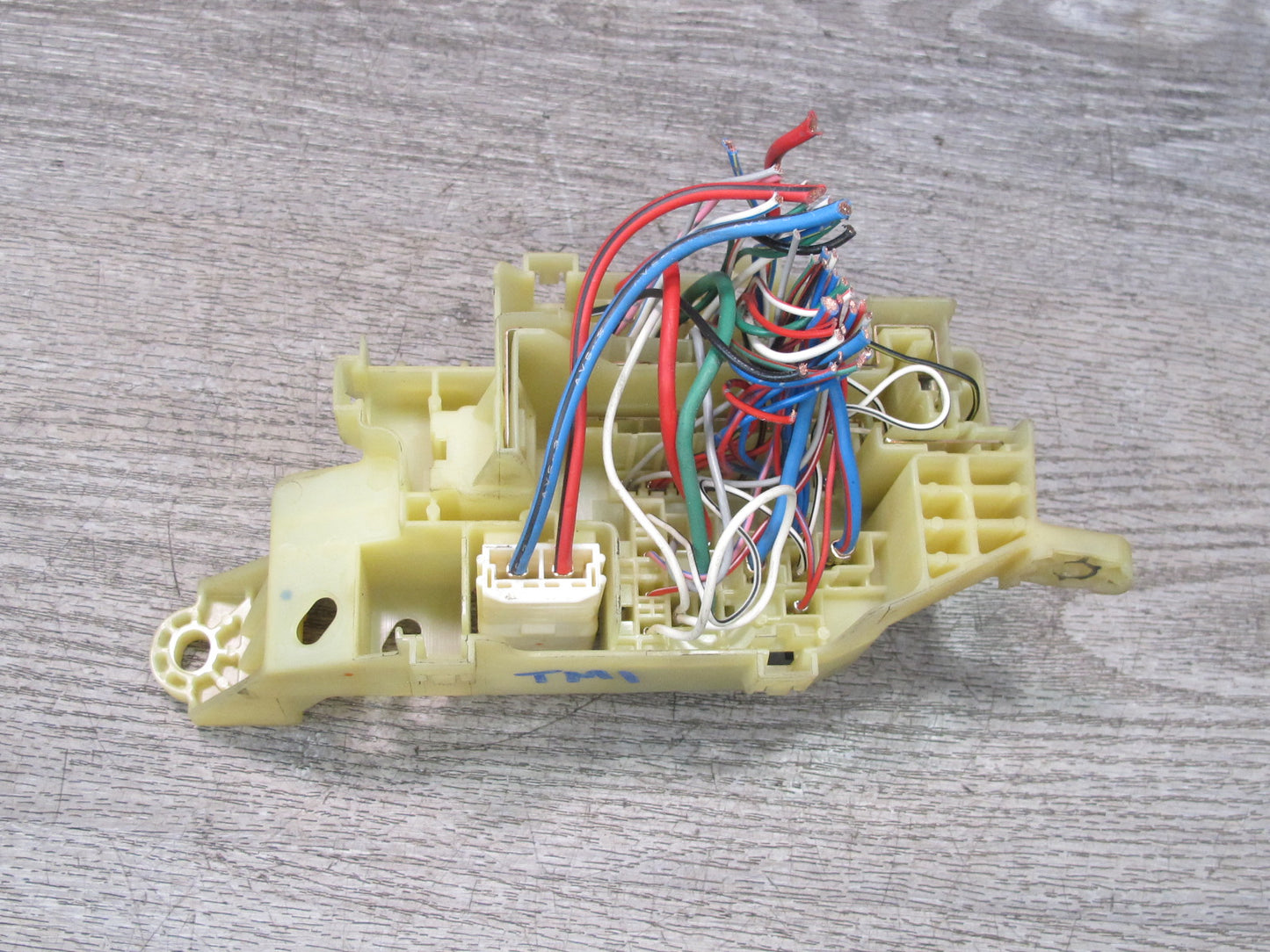 00-05 Toyota MR2 Spyder ZZW30L Interior Dash Fuse Relay Box Module OEM