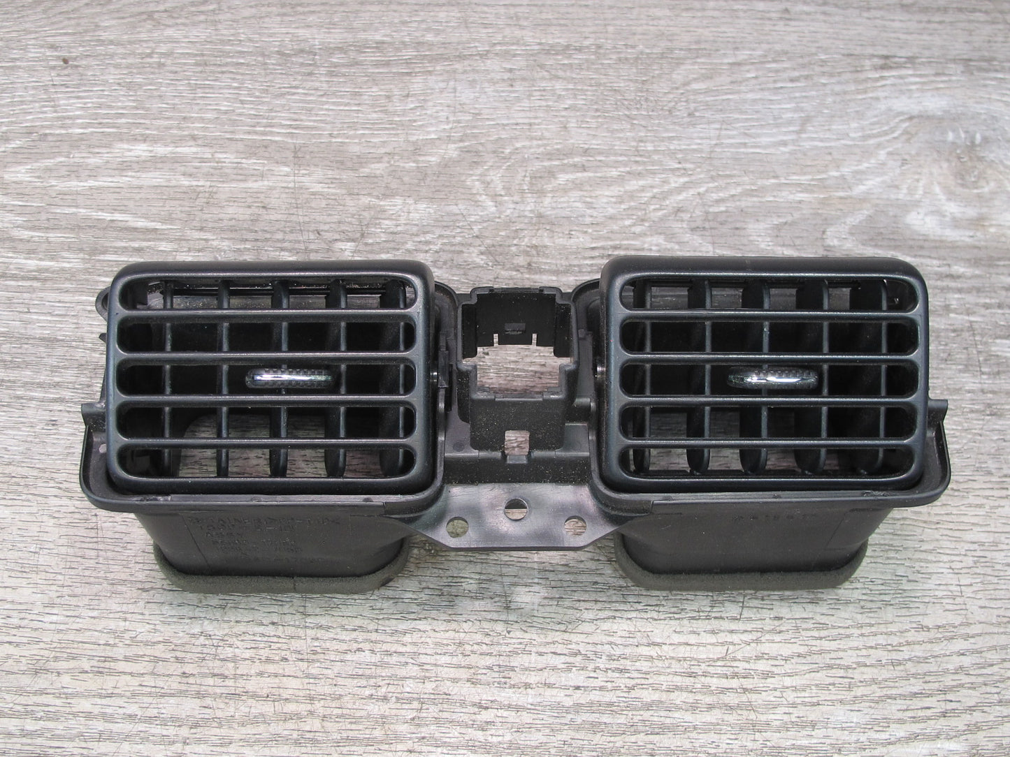 00-05 Toyota MR2 Spyder Dash Center A/C Air Vent Grille 55660-17050 OEM