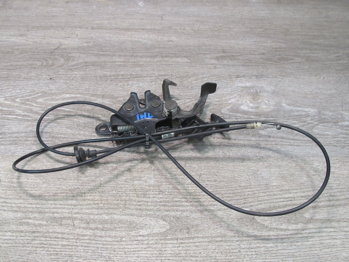 00-05 Toyota MR2 Spyder ZZW30L Front Hood Lock Latch Actuator Cable Assembly OEM