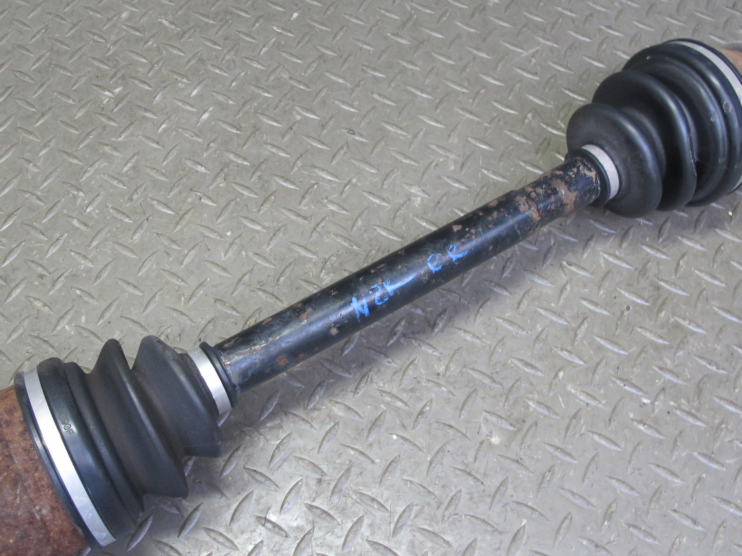 07-09 Nissan 350Z Z33 Convertible LSD A/T Rear Right Suspension Axle Shaft OEM