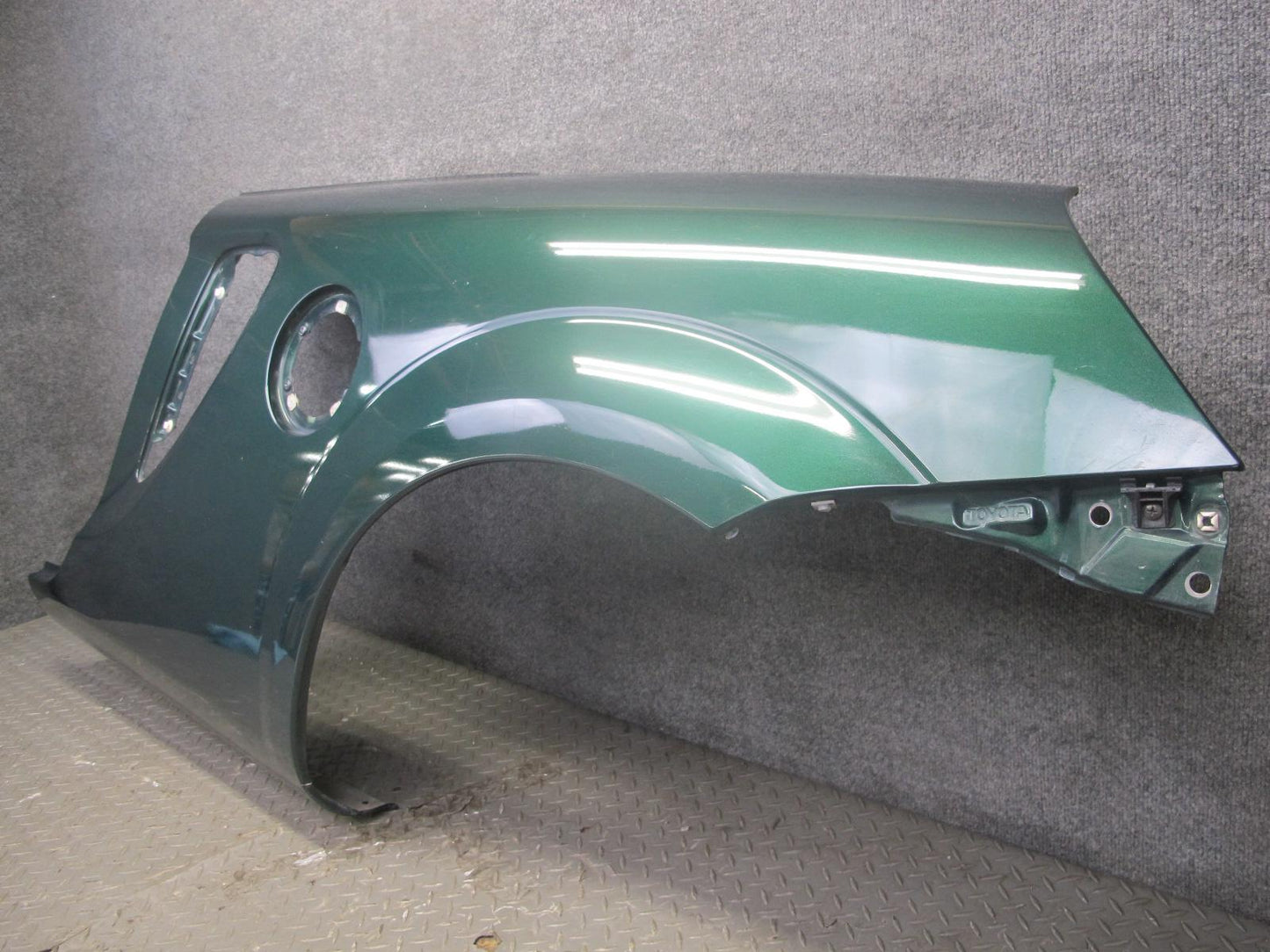 00-05 Toyota MR2 Spyder ZZW30L Rear Left Quarter Shell Cover Panel Green OEM