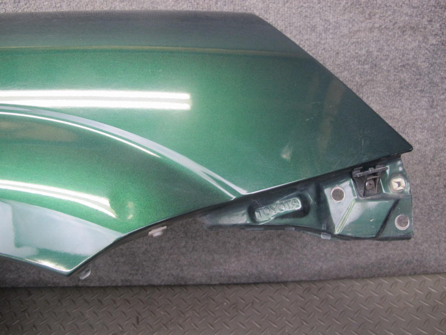 00-05 Toyota MR2 Spyder ZZW30L Rear Left Quarter Shell Cover Panel Green OEM