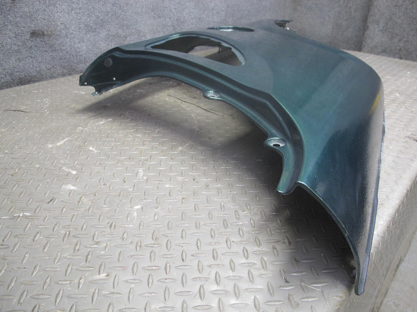 00-05 Toyota MR2 Spyder ZZW30L Rear Left Quarter Shell Cover Panel Green OEM