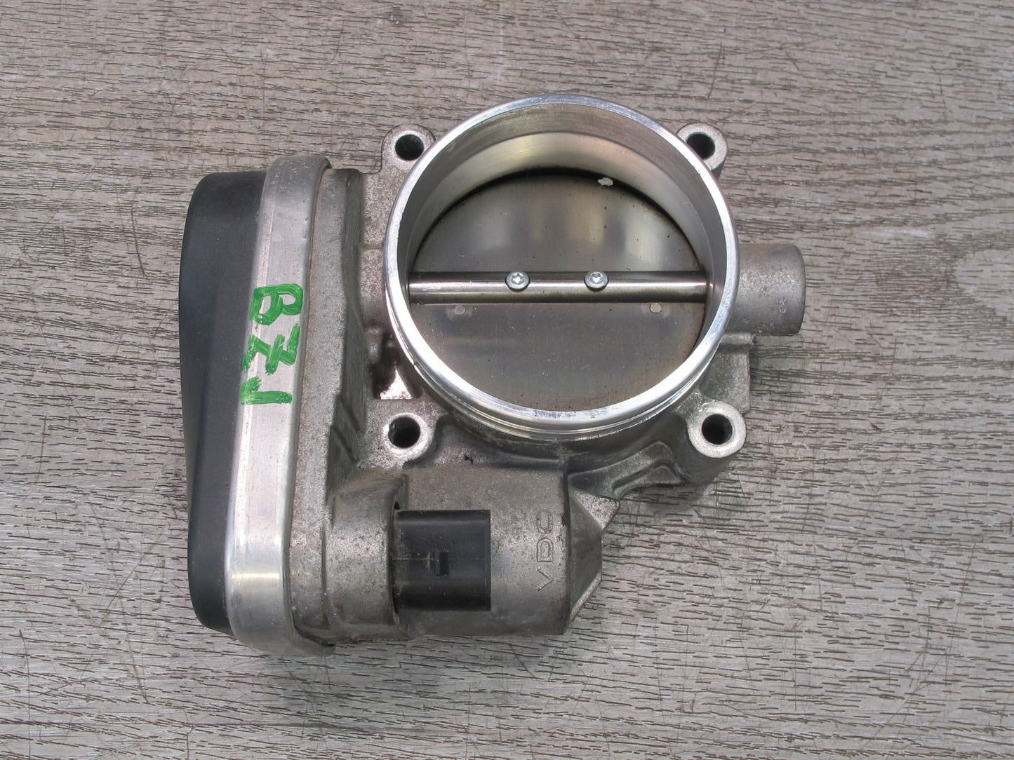 06-08 BMW E60 E61 E90 E86 E85 3.0L N52 Engine Throttle Body 68K MILES7516946 OEM