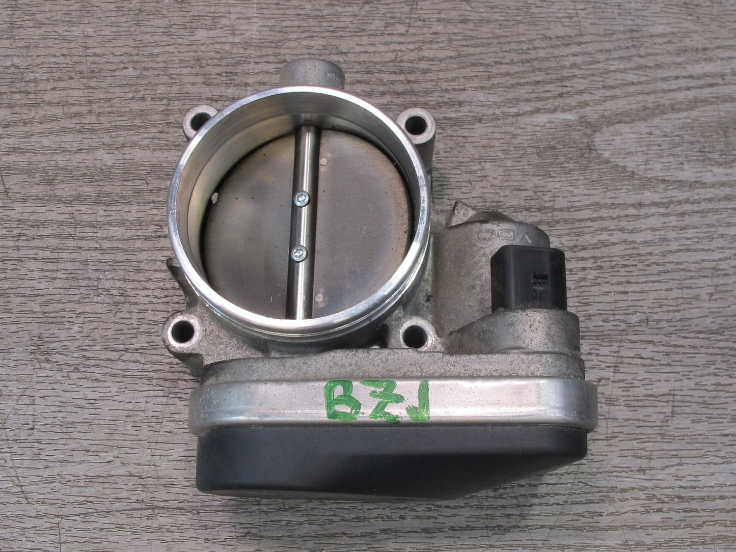 06-08 BMW E60 E61 E90 E86 E85 3.0L N52 Engine Throttle Body 68K MILES7516946 OEM