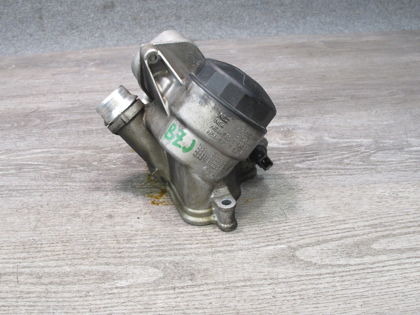06-08 BMW E86 E85 Z4 3.0L N52 Engine Oil Filter Housing w Heat Exchanger 68K OEM