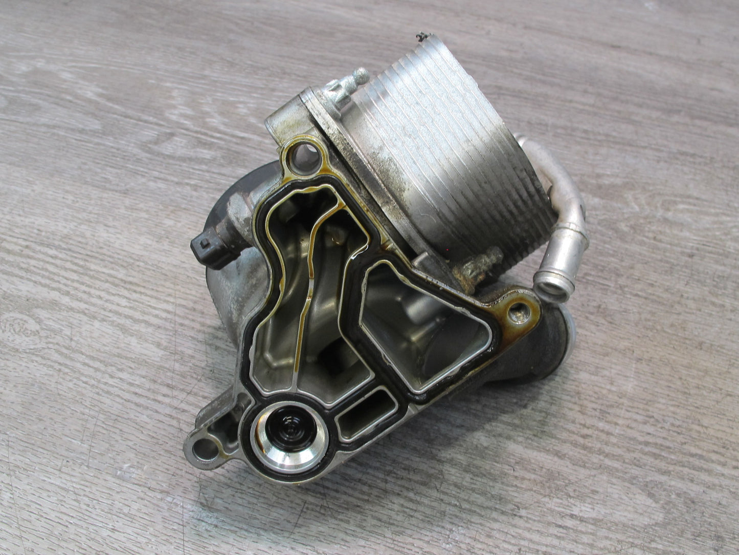06-08 BMW E86 E85 Z4 3.0L N52 Engine Oil Filter Housing w Heat Exchanger 68K OEM