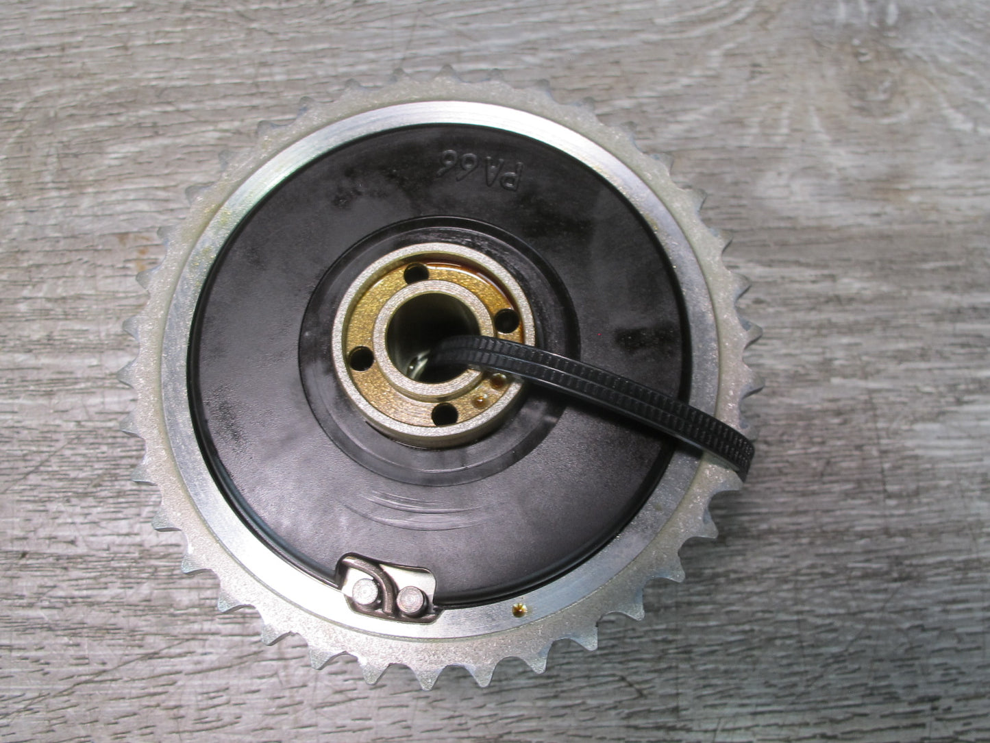 06-08 BMW E86 E85 N52 3.0 Set of 2 Intake Exhaust Camshaft Adjuster Sprocket OEM