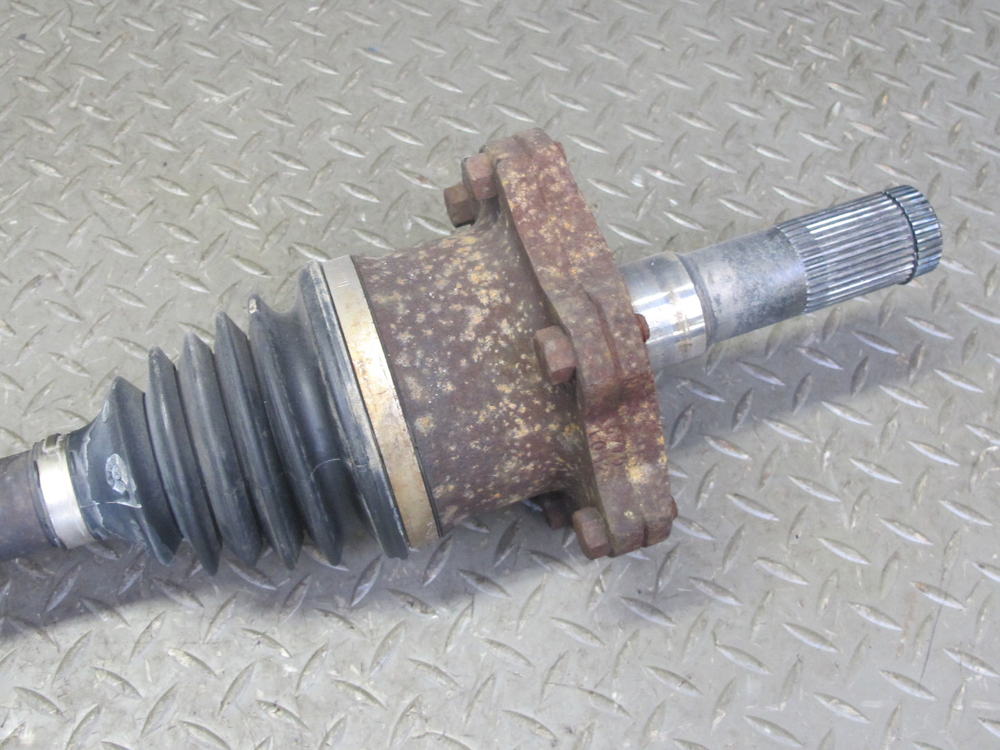 2003-2007 Hummer H2 Front Left Suspension Axle Shaft