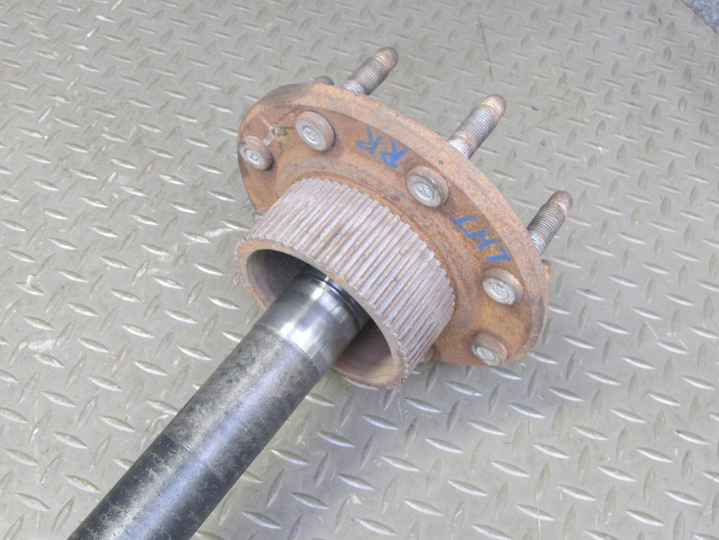 2003-2007 Hummer H2 AWD Rear Right Suspension Axle Shaft