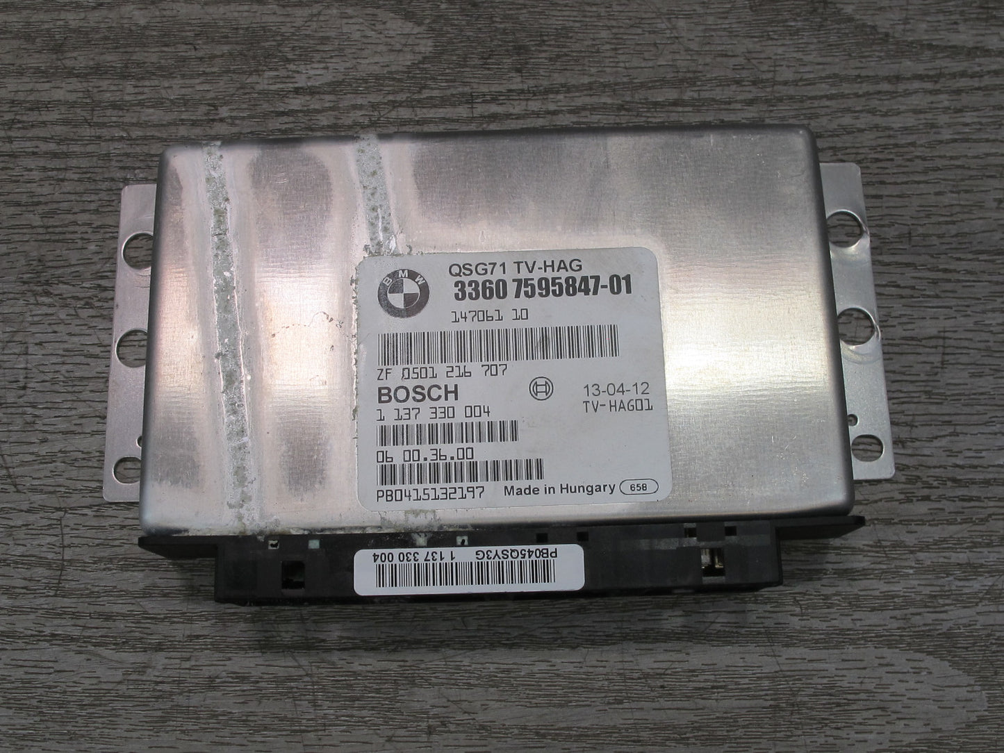 2010-2014 BMW E70 E71 X5M X6M Rear Differential Lock Control Module 7595847