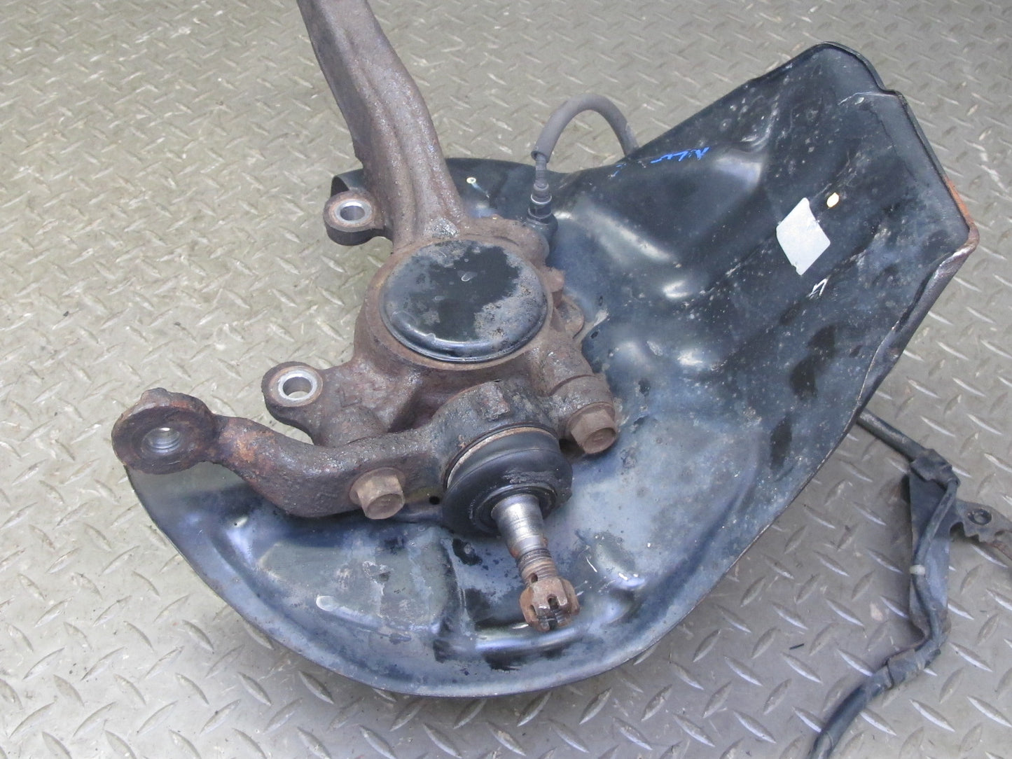 98-05 Lexus GS430 GS300 RWD Front Left Spindle Knuckle Wheel Hub Bearing 83K OEM