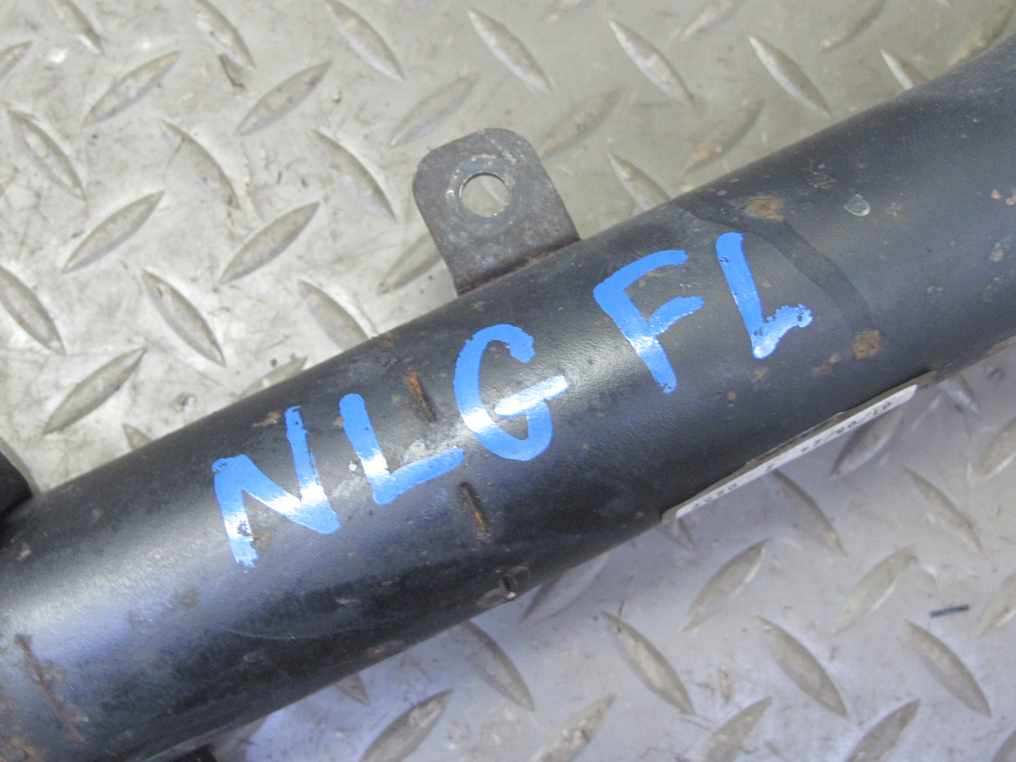 98-05 Lexus GS430 GS300 Front Left & Right Strut Shock Absorber Set 83K OEM
