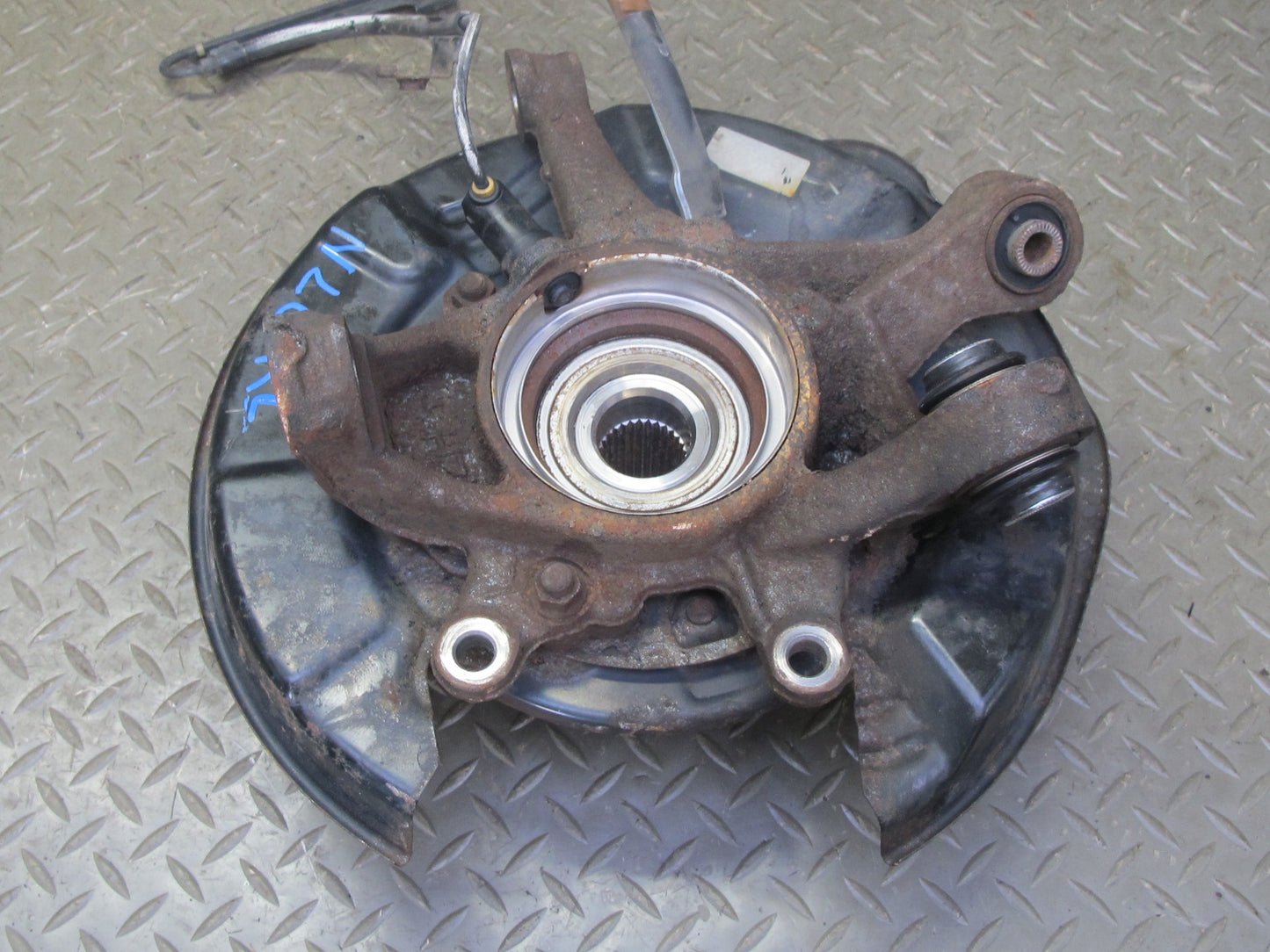 98-05 Lexus GS430 GS300 Rear Left Spindle Knuckle Wheel Hub Bearing 83K Mile OEM