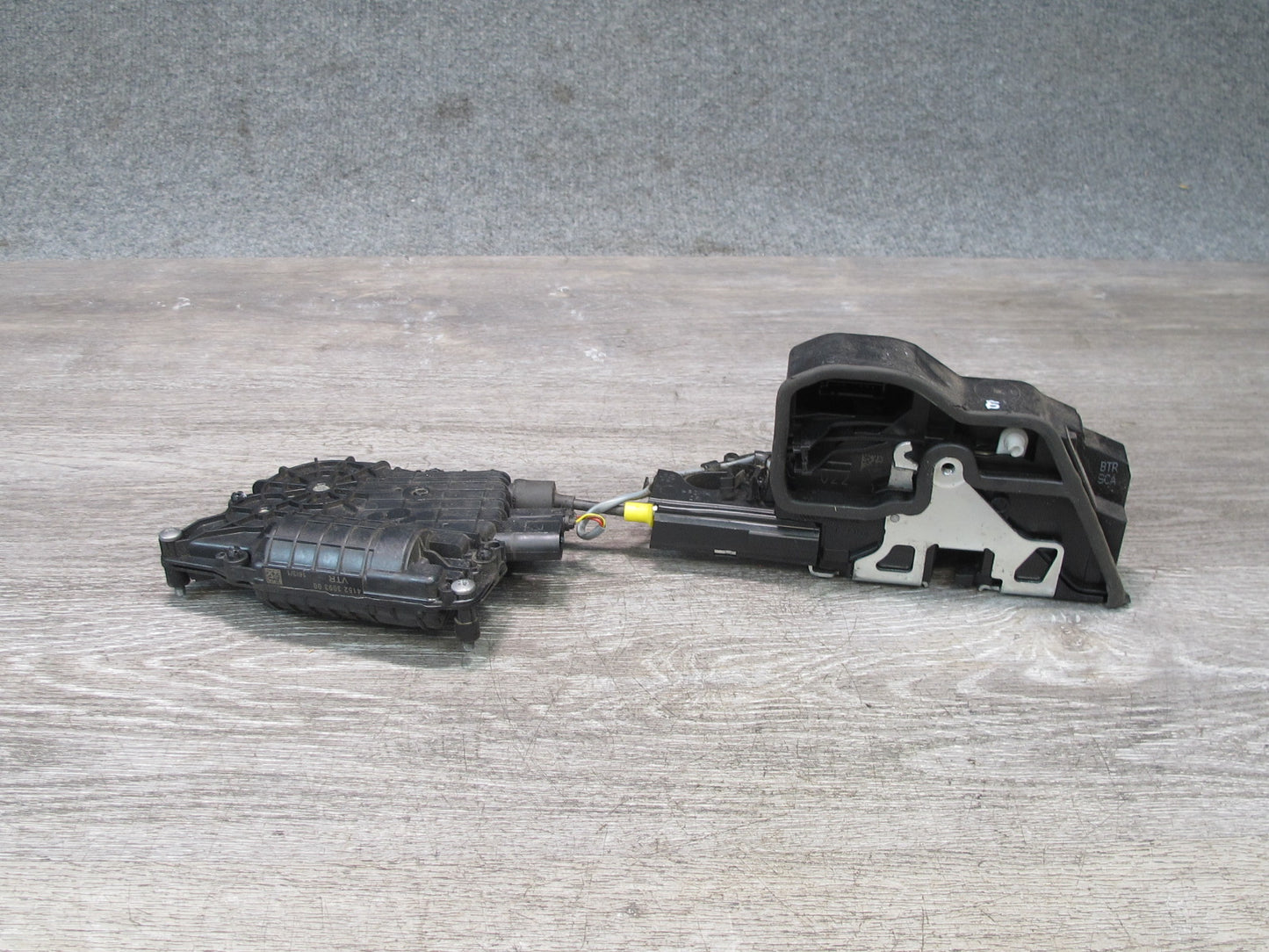 2008-2014 BMW E71 E72 X6 X6M Front Right Door Lock Latch Actuator w Soft Close