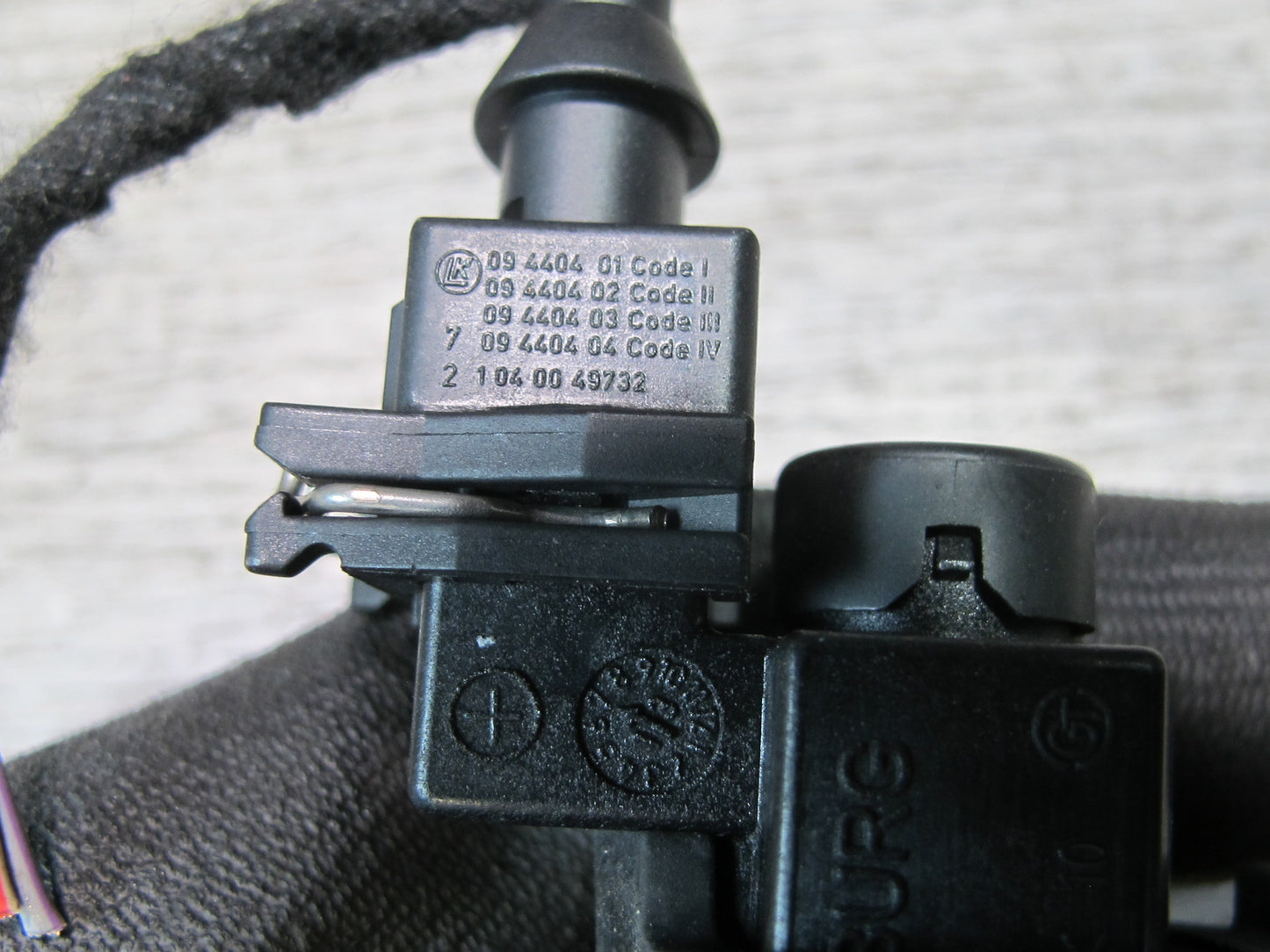 2008-2014 BMW E71 E72 X6 X6M Vacuum Valve Solenoid