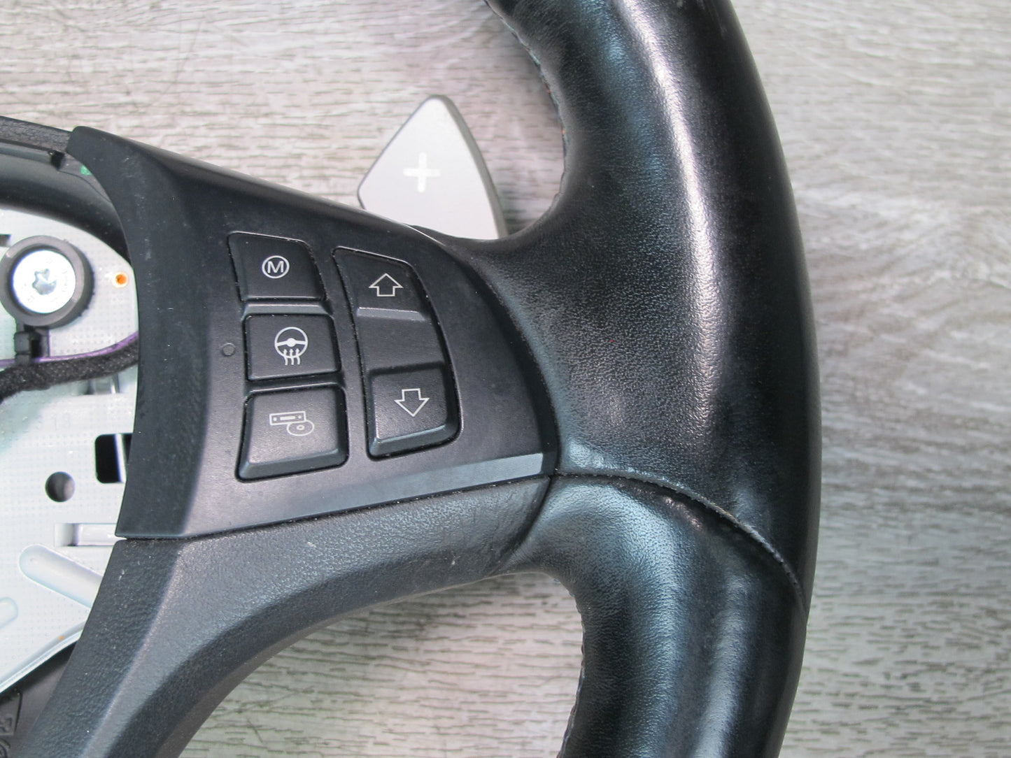 2010-2014 BMW E71 E72 X6M Sport Heated Leather Steering w Controls & Paddles