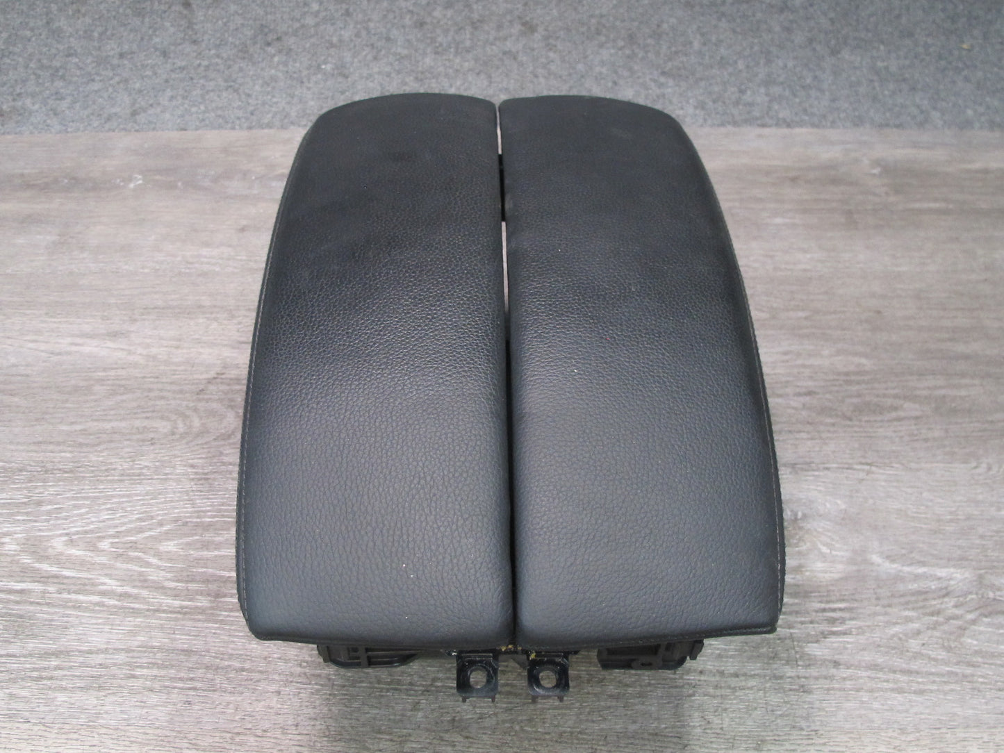 2008-2014 BMW E71 E72 X6 X6M Center Console Leather Armrest Compartment Storage