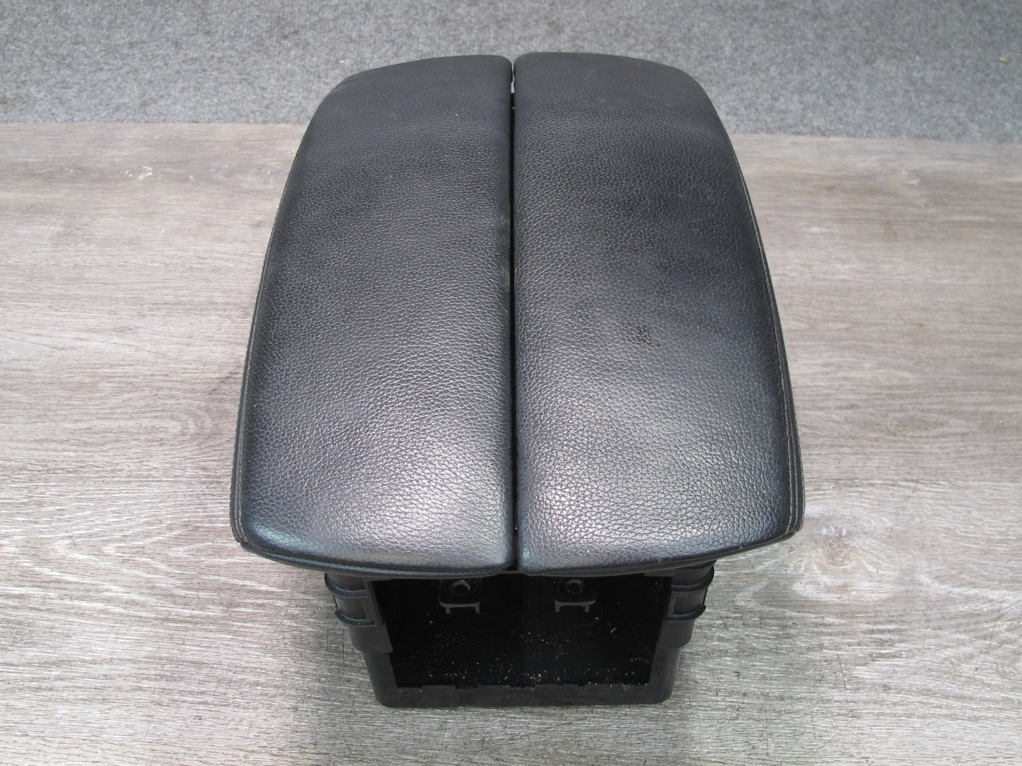2008-2014 BMW E71 E72 X6 X6M Center Console Leather Armrest Compartment Storage