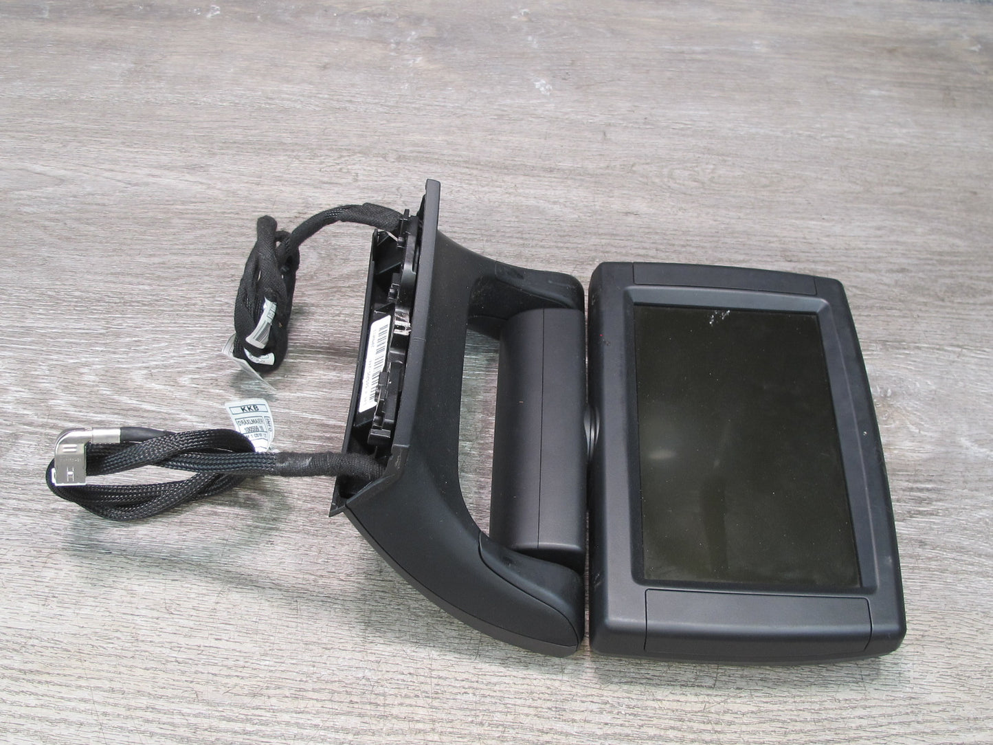 2007-2014 BMW E71 X6M Rear Entertainment Video Display Screen w Remote Control