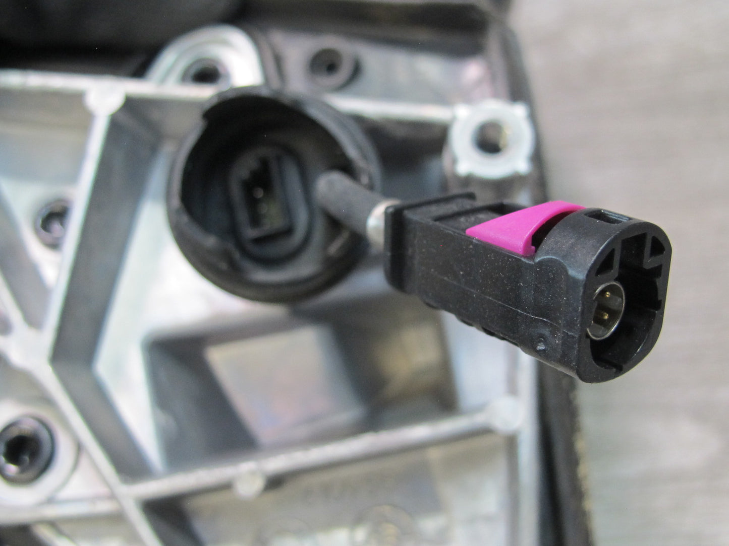 2010-2014 BMW E71 X6M Right Door Exterior Auto DIP Side View Mirror w Camera