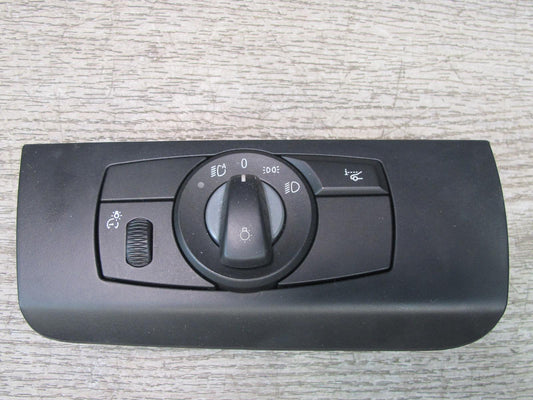 2010-2014 BMW E71 X6M Headlight Lamp Dimmer Switch w Trim 9135579
