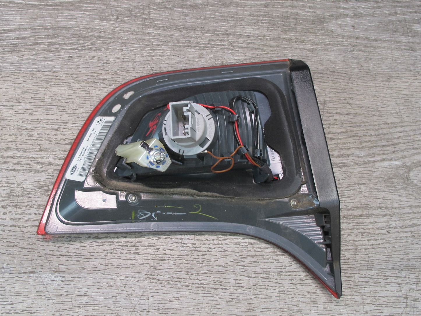 2013-2014 BMW E71 E72 X6 X6M Rear Left & Right Inner Trunk Tail Light Lamp Set
