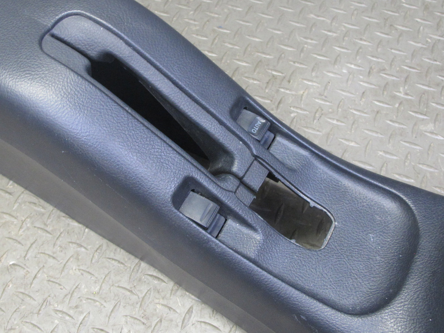 00-05 Toyota MR2 Spyder ZZW30L Center Console Trim Cover Panel 58811-17080 OEM
