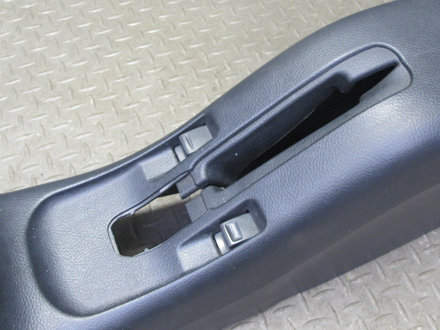 00-05 Toyota MR2 Spyder ZZW30L Center Console Trim Cover Panel 58811-17080 OEM