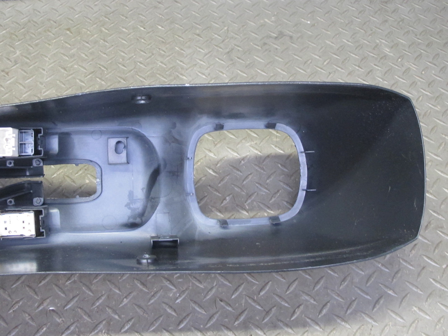 00-05 Toyota MR2 Spyder ZZW30L Center Console Trim Cover Panel 58811-17080 OEM