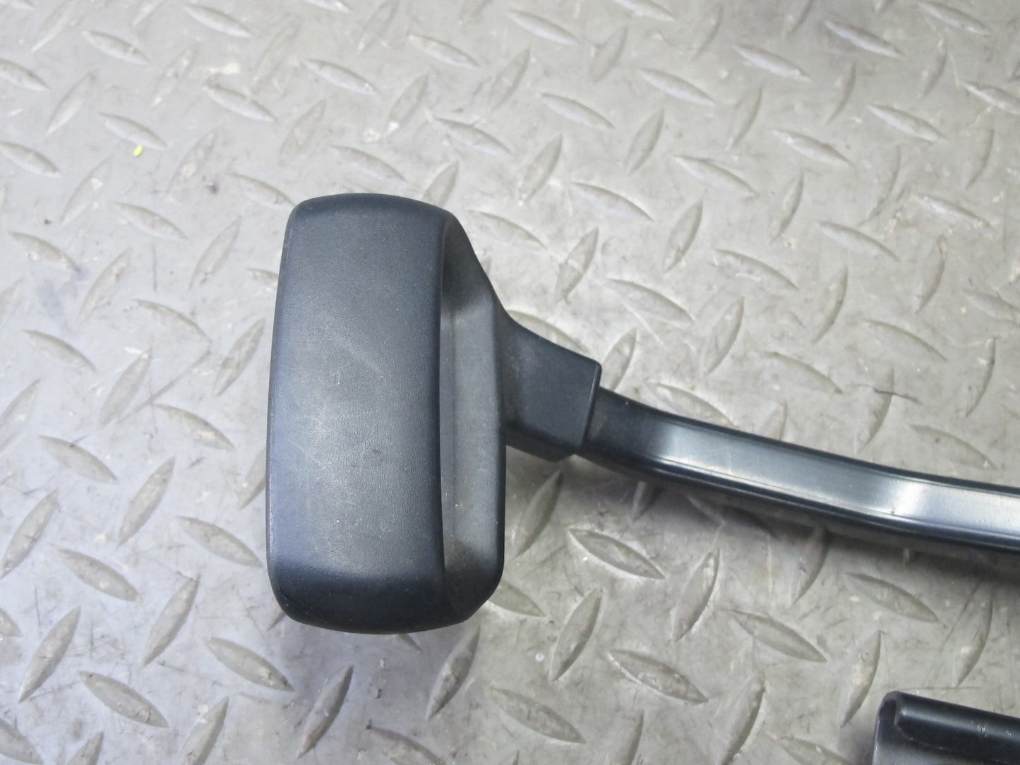 1997-2004 Porsche Boxster 986 Front Right Side Seat Lower Frame Track Rail