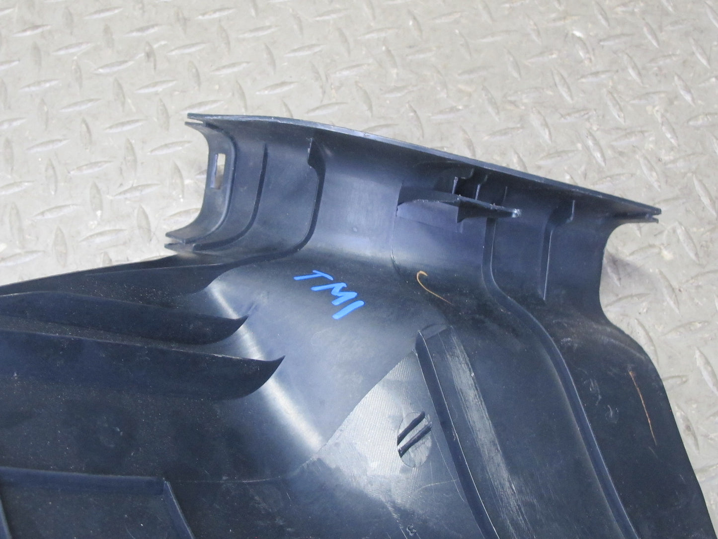 00-05 Toyota MR2 Spyder ZZW30L Set of 2 Front Kick Lower Trim Cover Panel OEM