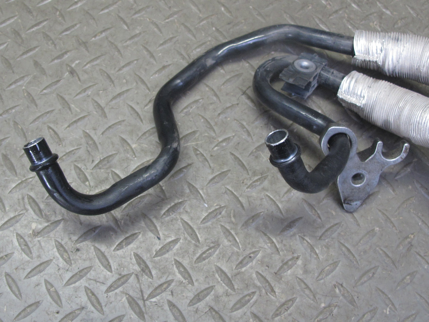 2008-2013 BMW E90 E92 E93 M3 Manual Transmission Oil Cooler Hose Pipe Line Set
