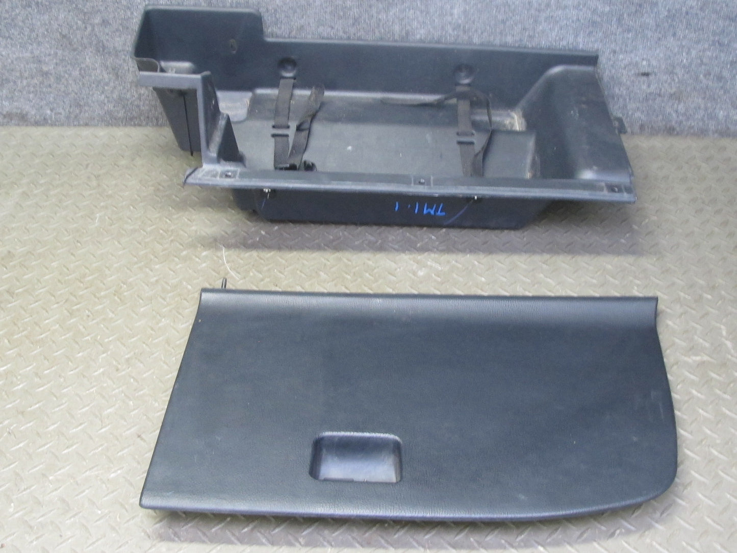00-05 Toyota MR2 Spyder ZZW30L Rear Right Storage w Access Door Lid Cover OEM