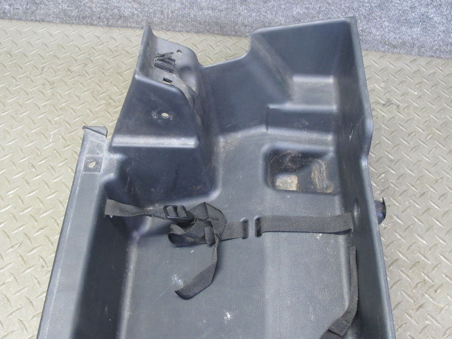 00-05 Toyota MR2 Spyder ZZW30L Rear Right Storage w Access Door Lid Cover OEM