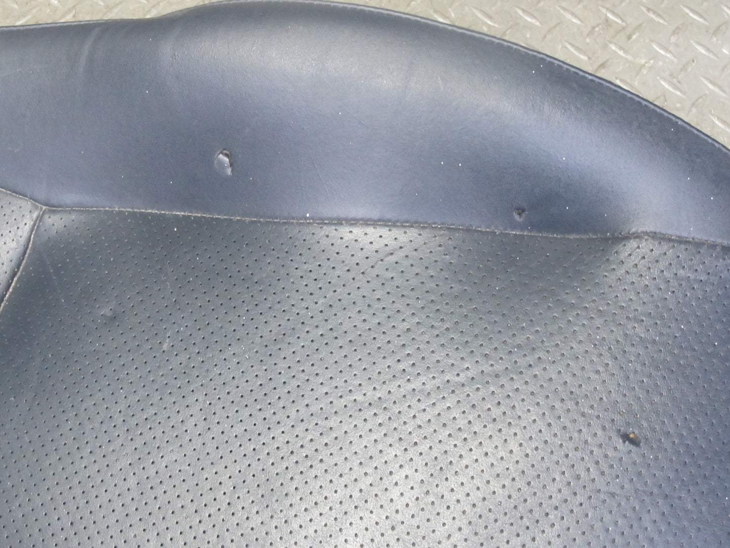 03-05 Toyota MR2 Spyder ZZW30L Front Right Leather Seat Lower Cushion Black OEM