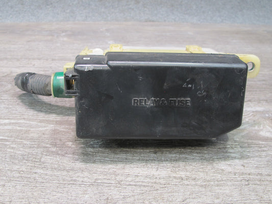 03-05 Toyota MR2 Spyder ZZW30L Engine Bay Main Fuse Relay Box Module OEM