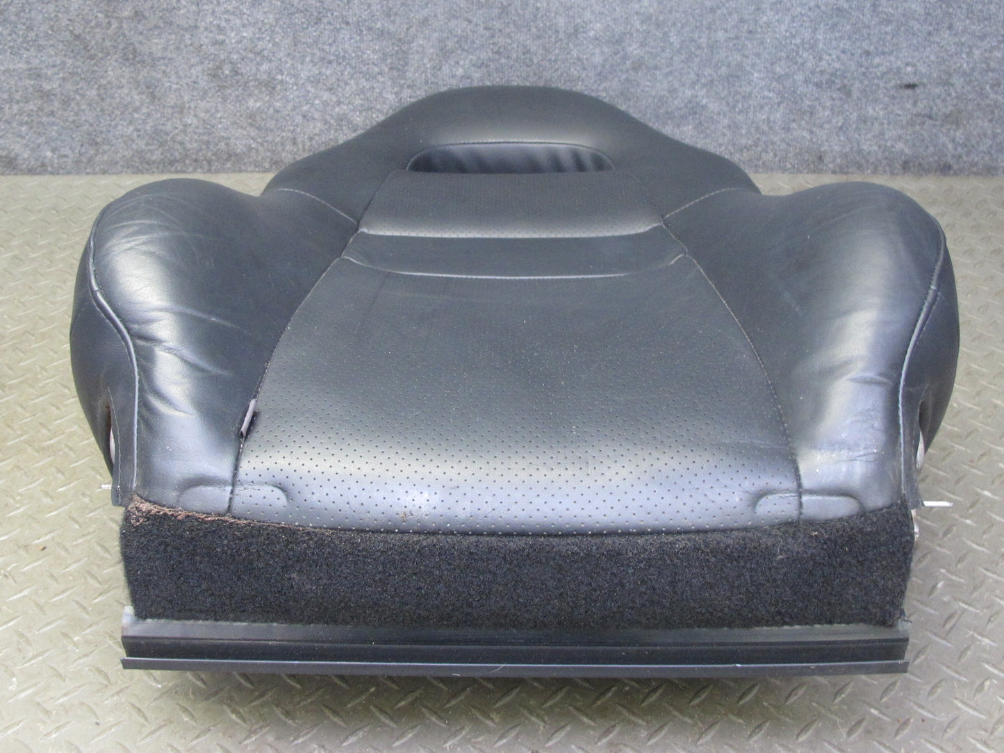 03-05 Toyota MR2 Spyder Right Passenger Leather Seat Upper Cushion Black 50K OEM