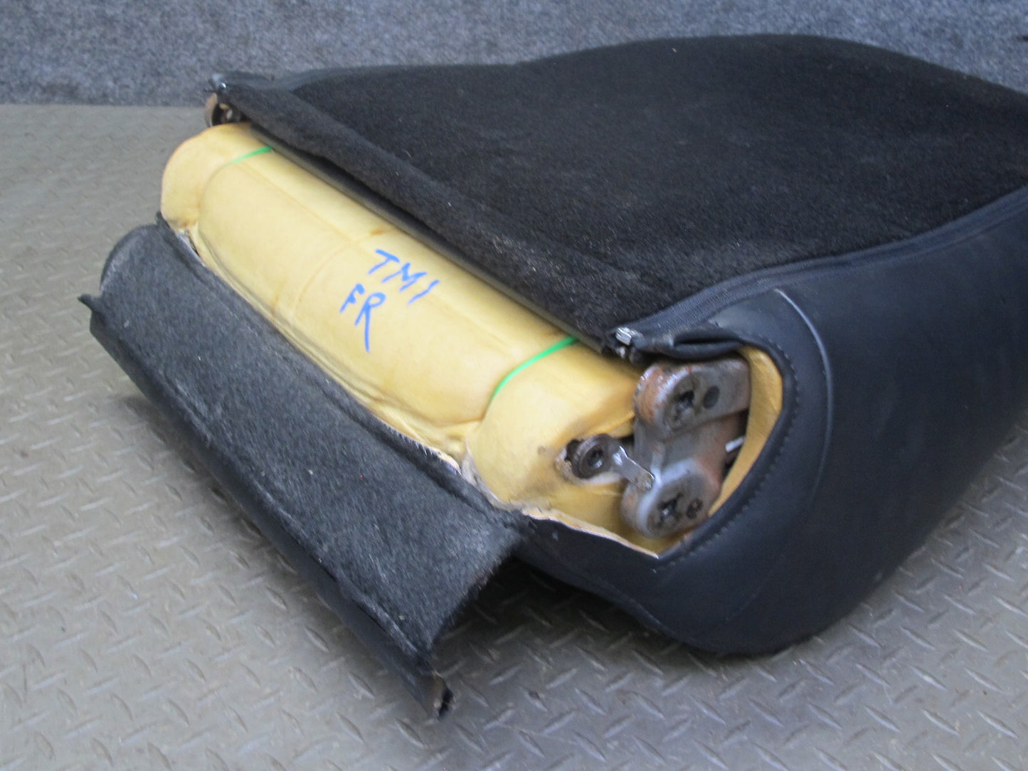 03-05 Toyota MR2 Spyder Right Passenger Leather Seat Upper Cushion Black 50K OEM