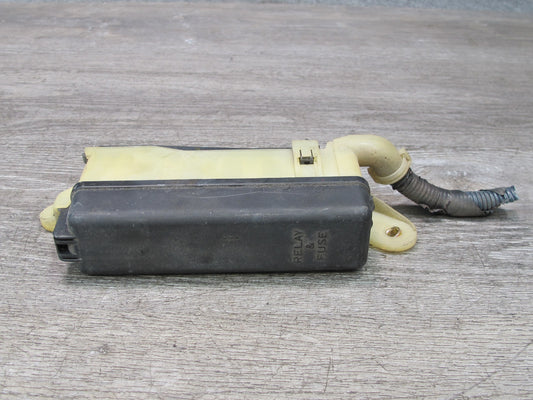 00-05 Toyota MR2 Spyder Interior Fuse Relay Box Module OEM