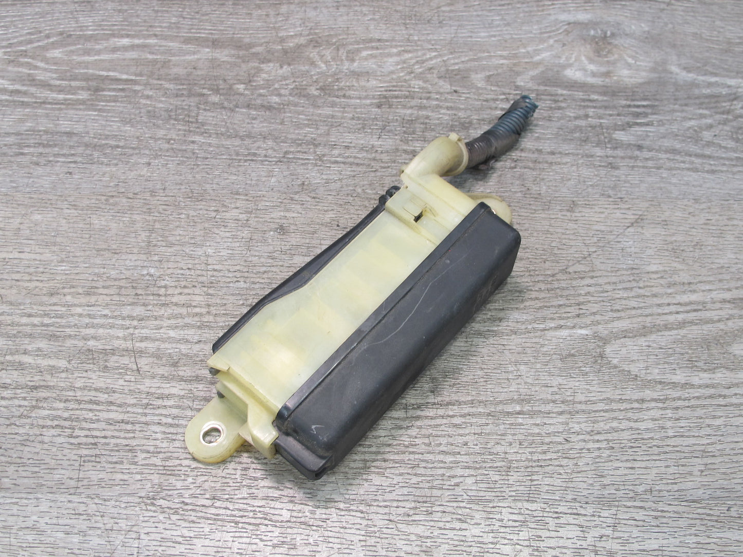 00-05 Toyota MR2 Spyder Interior Fuse Relay Box Module OEM
