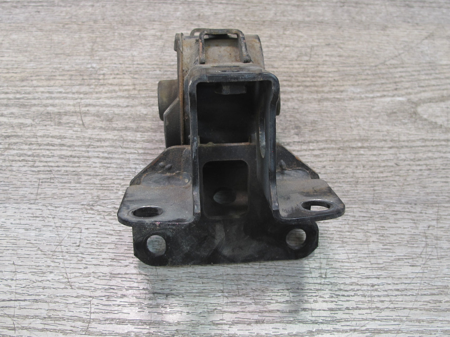00-05 Toyota MR2 Spyder ZZW30L 1.8L 1ZZFE Engine Mount Bracket Support OEM